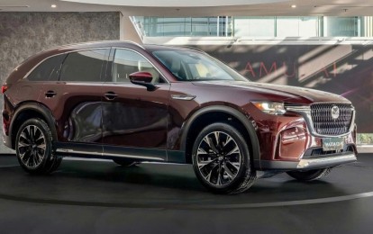 SUV lớn nhất của Mazda sắp bán tại Việt Nam: Động cơ hybrid sạc ngoài, dự kiến giao xe vào quý II/2026